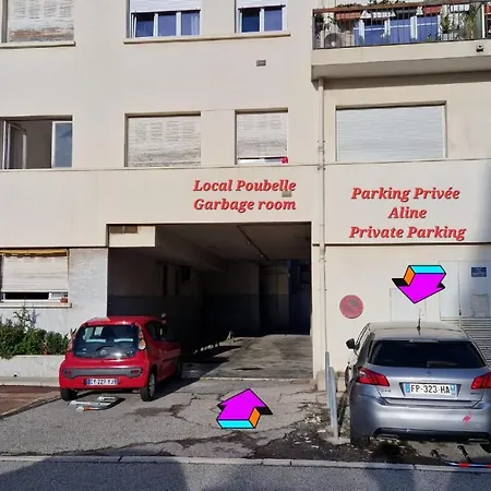3 Pieces Proche Parking Niza